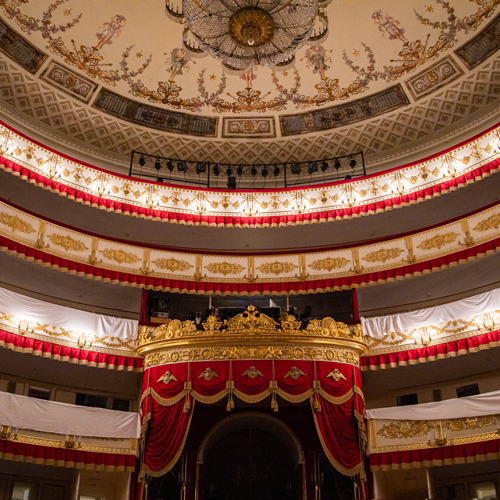 Театральные экскурсии